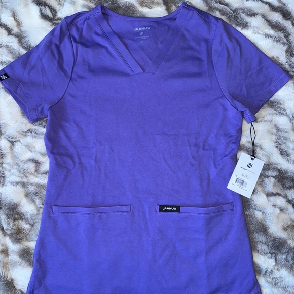 Scrub Top - Picture 1 of 3